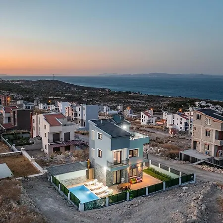 فيلة With Pool In The Unique Nature Of Mordogan