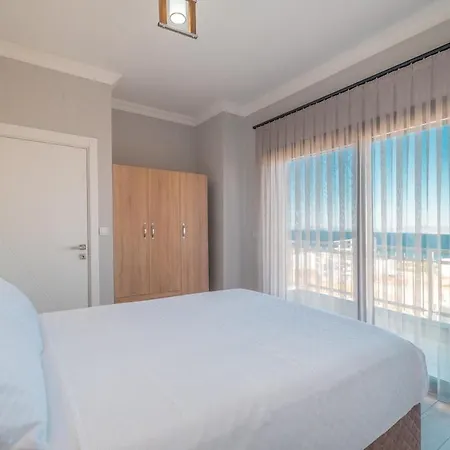 فيلة With Pool In The Unique Nature Of Mordogan